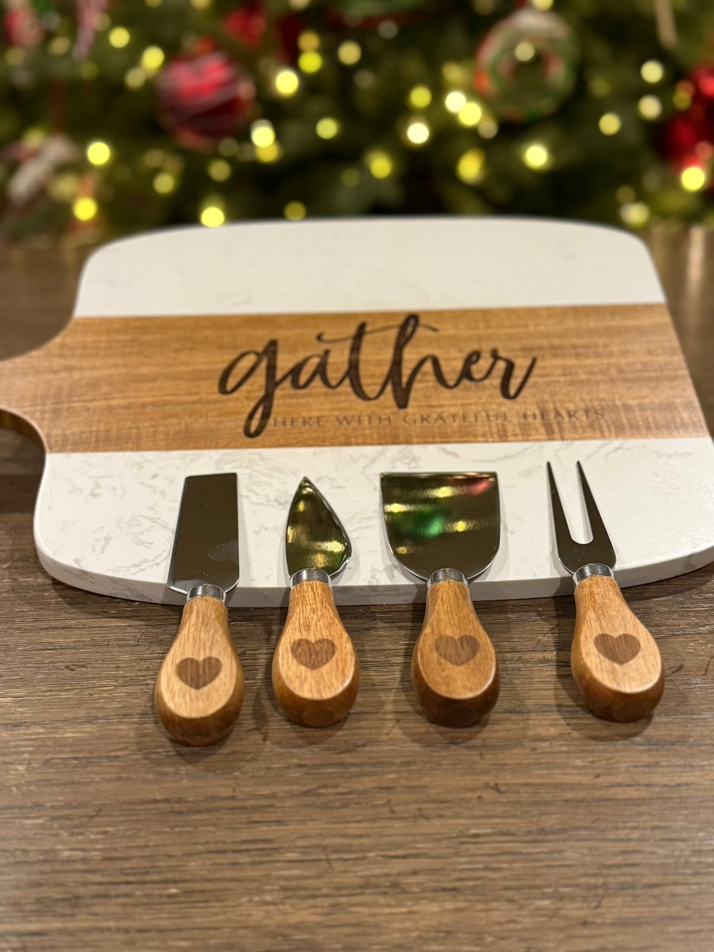 Five piece personalized serving board set with marble handle and four stainless steel cheese knives